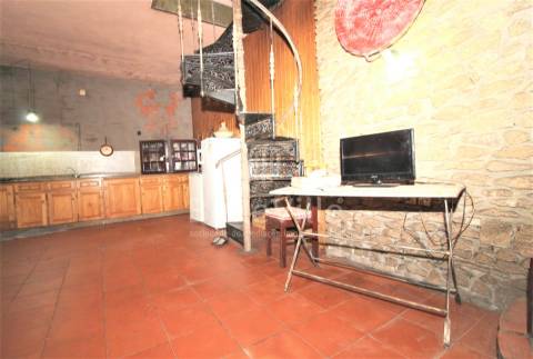 Moradia T5 na Aldeia Nova, Montalegre