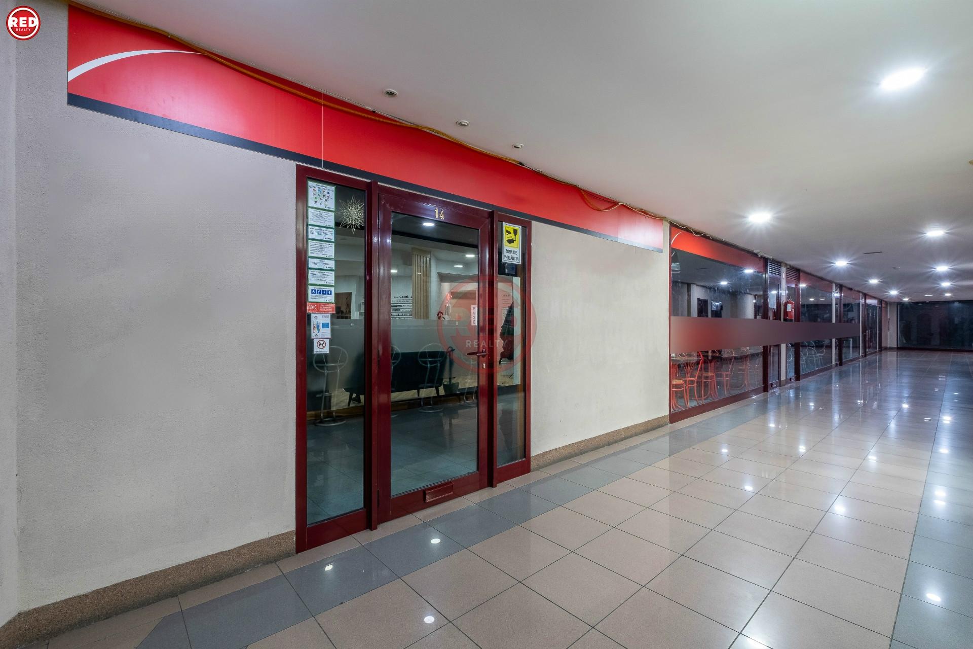 Loja com 280m2 no Espaço Comercial Aviadores