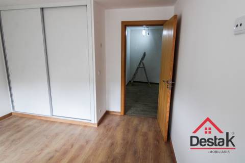 Apartamento T2 Duplex para venda em São Pedro Do Sul com vista Rio!