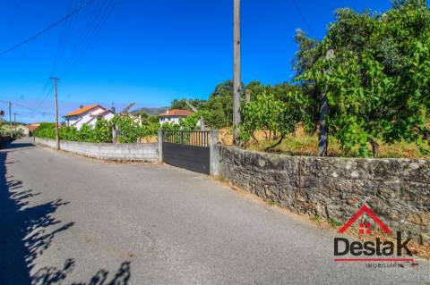 Fantástica quinta em Santa Cruz da Trapa, São Pedro do Sul, em zona 100% urbanizável