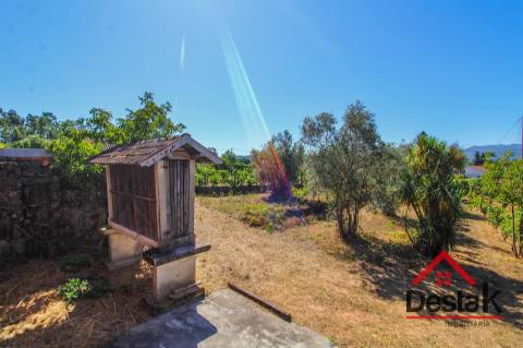 Fantástica quinta em Santa Cruz da Trapa, São Pedro do Sul, em zona 100% urbanizável