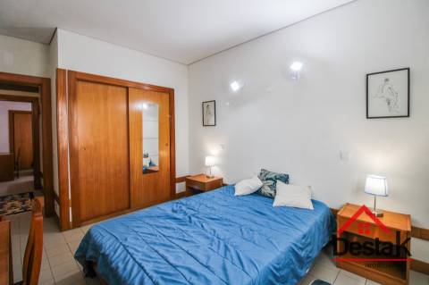Apartamento T2, em excelente estado de conservação no centro das Termas de São Pedro do Sul