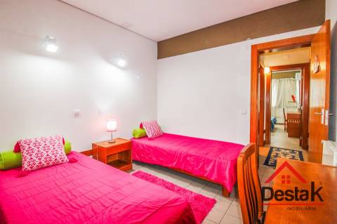 Apartamento T2, em excelente estado de conservação no centro das Termas de São Pedro do Sul