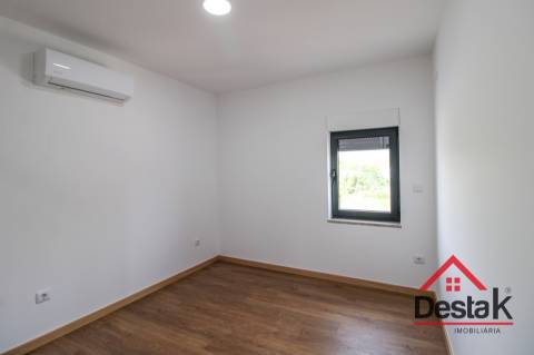 Moradia V3 nova para venda em São Pedro do Sul