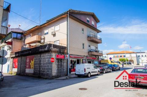 Loja comercial para venda em São Pedro do Sul