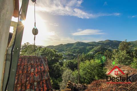 Duas Moradias com Vista Rio  a 2 min da Zona de Fruição Ribeirinha de Sejães, Oliveira De Frades