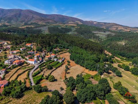Quinta para venda em Pedro do Sul, com viabilidade de construção