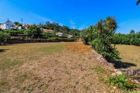 Quinta para venda em Pedro do Sul, com viabilidade de construção