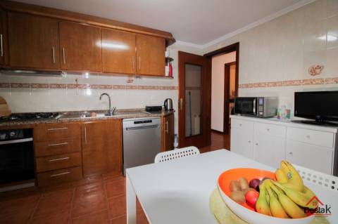 Fantástico apartamento T3, remodelado, mobilado e equipado, em São Pedro do Sul