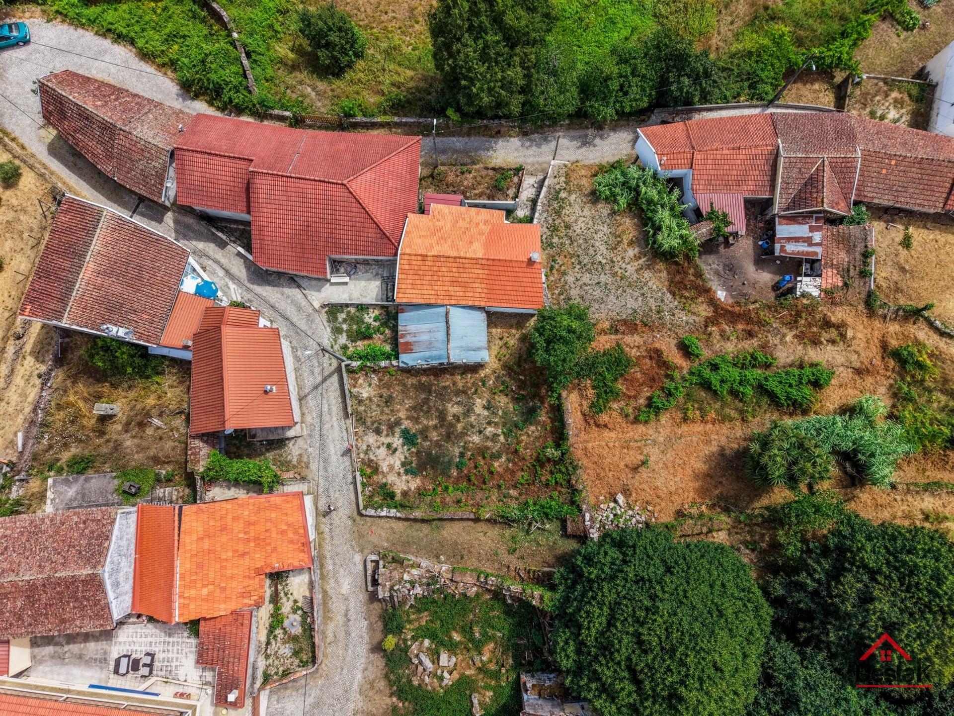 Terreno com viabilidade de construção em Aveloso de Sul- São Pedro do Sul