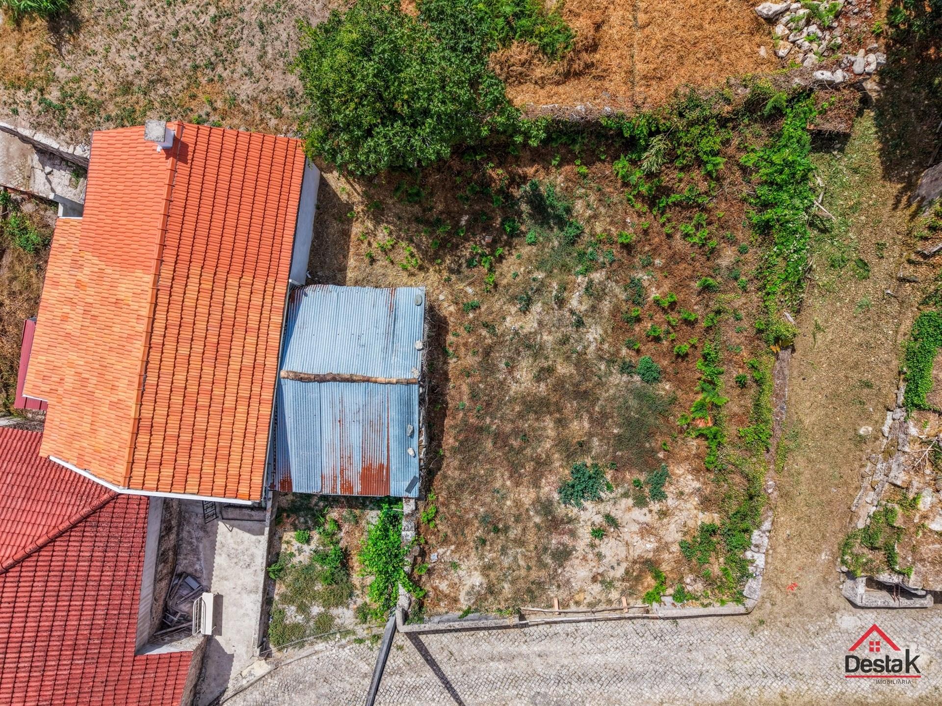 Terreno com viabilidade de construção em Aveloso de Sul- São Pedro do Sul