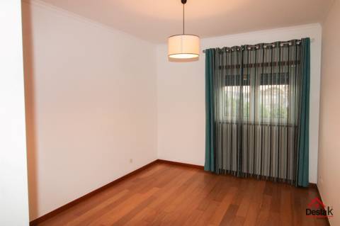 Oportunidade Única em Oliveira de Frades |T3 Duplex com 204 m²| Piso Superior Independente| Garagem