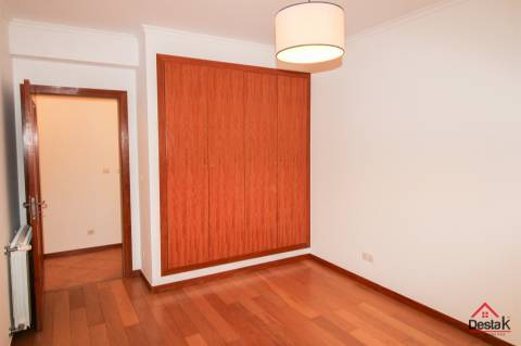 Oportunidade Única em Oliveira de Frades |T3 Duplex com 204 m²| Piso Superior Independente| Garagem
