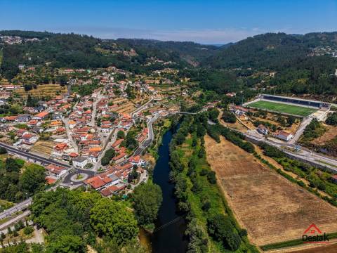 Terreno com Ruina em Pedra em São Pedro do Sul