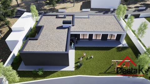 Moradia Isolada V3 em fase de construção