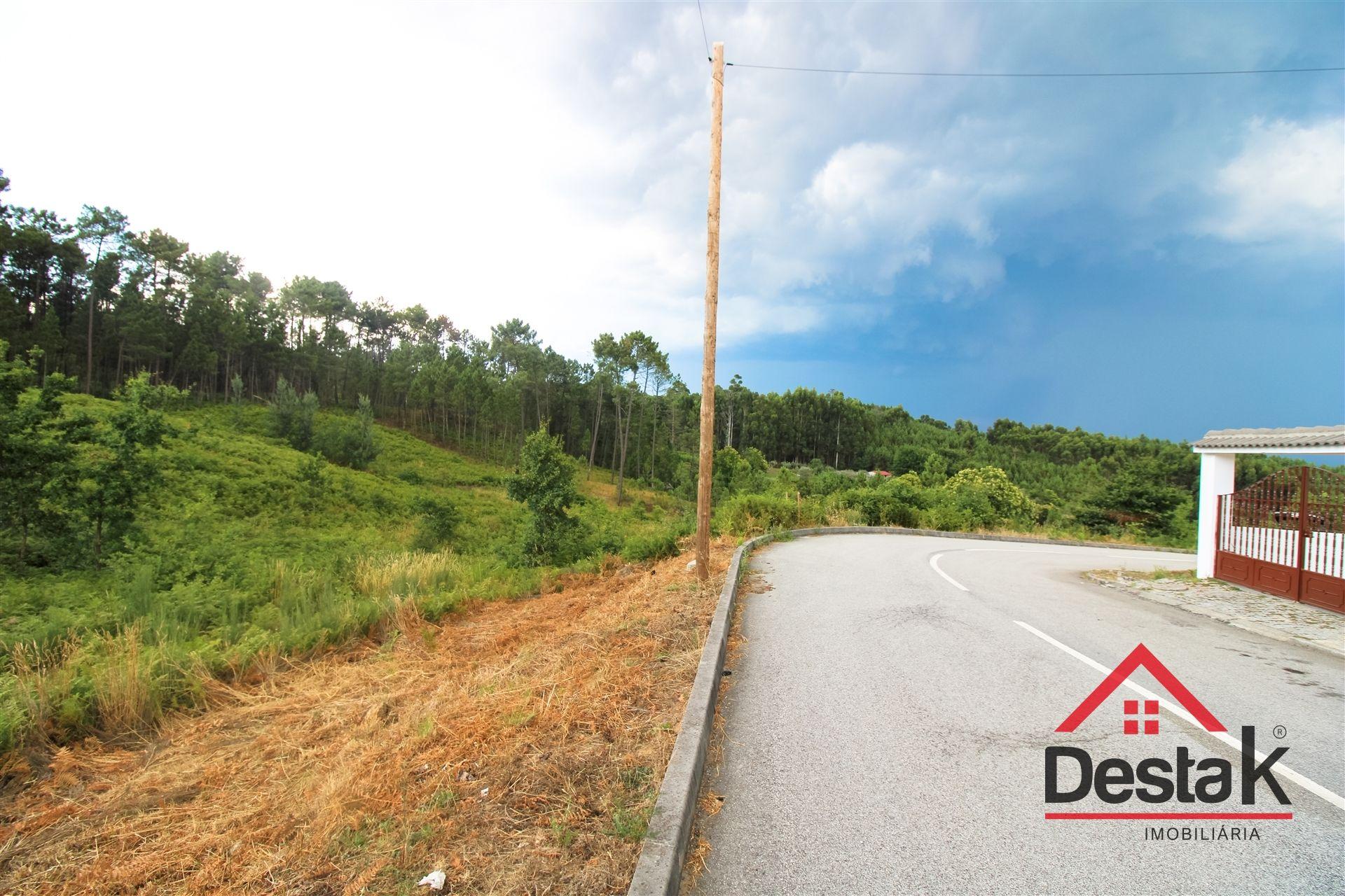 Terreno Urbano para construção a dez minutos do Centro de Viseu