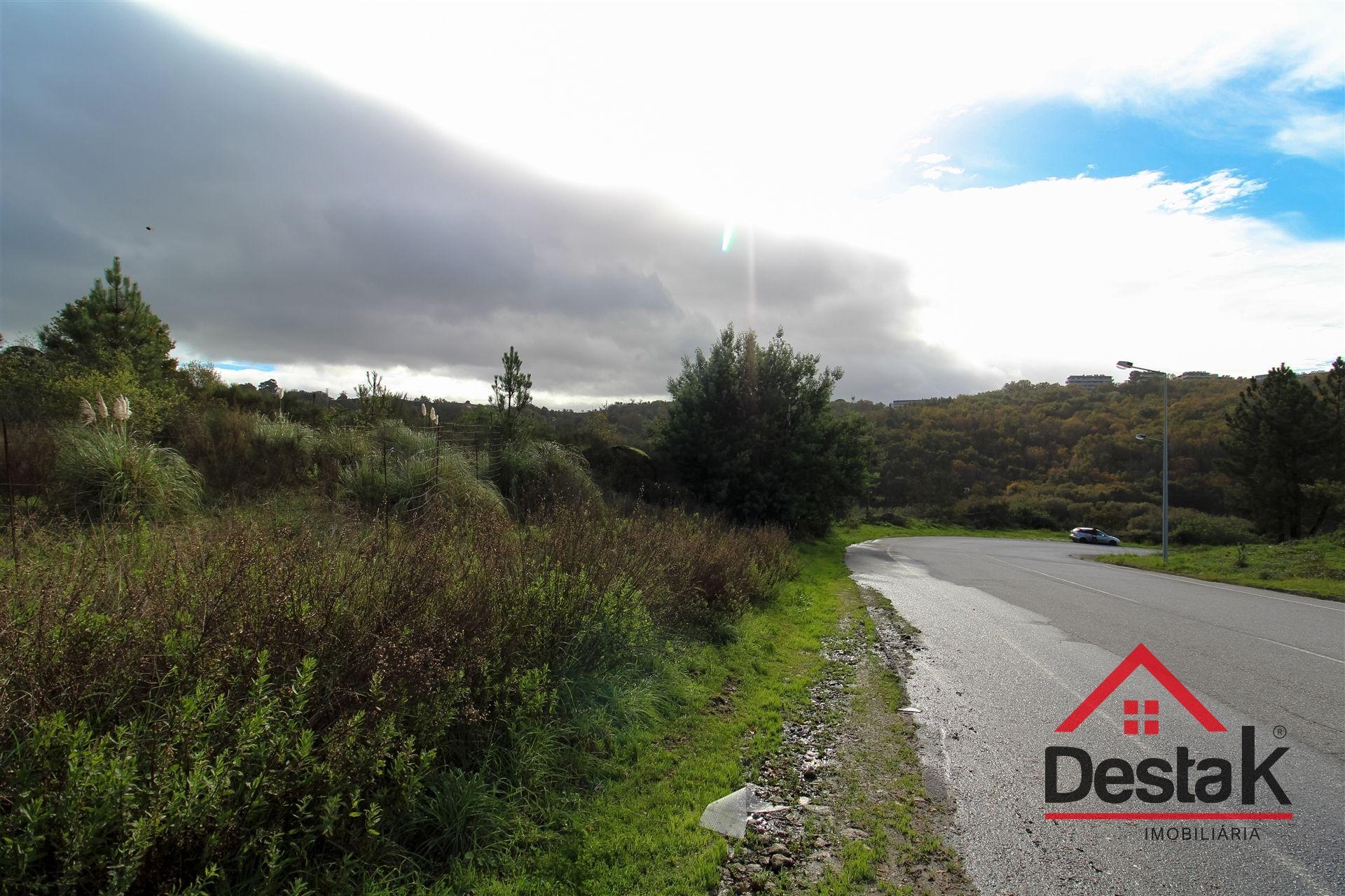 Lote de terreno em Viseu.