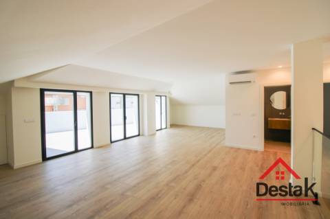Duplex de luxo em zona privilegiada de Viseu