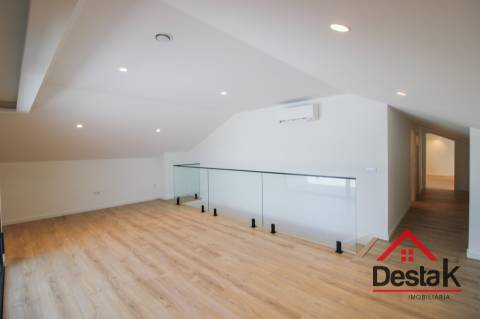 Duplex de luxo em zona privilegiada de Viseu