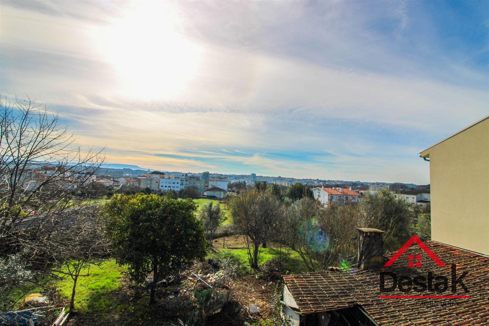 Terreno urbano para construção em Abraveses