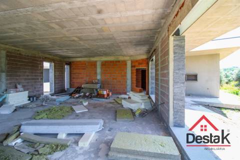 Moradia isolada V3 em Viseu