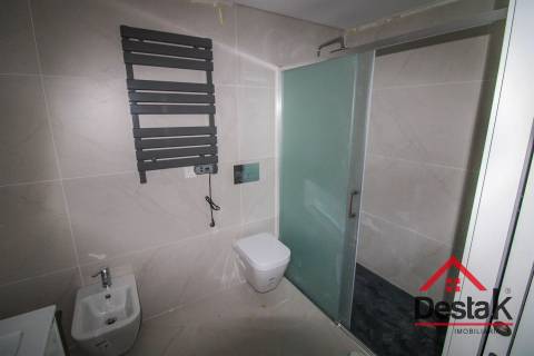 Apartamento T3+1 com terraço em Viseu