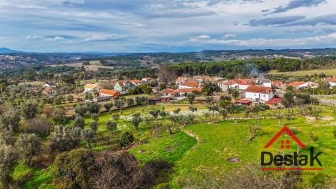 Terreno para venda em Silgueiros
