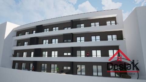 Apartamento T3 novo com duas frentes, em fase de construção.