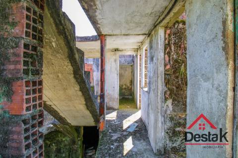 Moradia Devoluta a 10 minutos de Viseu