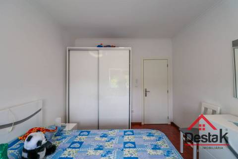 Moradia T4 com piscina para venda em Viseu