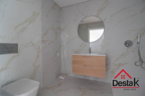 Apartamento T1 novo para venda em Viseu.