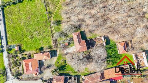 Quinta T6 com 18.000m² de terreno para venda no Sátão