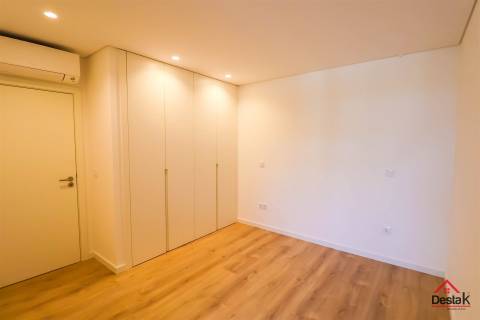 Apartamento T1 Novo Arrendamento em Viseu