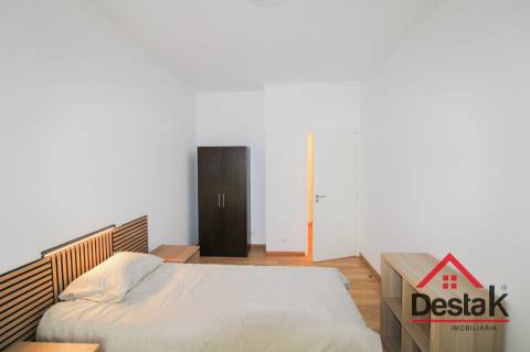 Apartamento T5 para arrendamento em Viseu