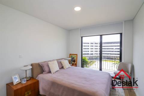 Apartamento T5 Duplex de Excelência na Avenida da Europa