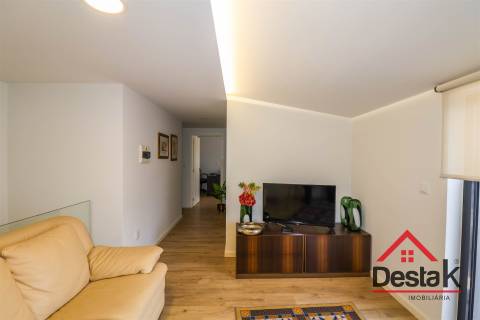 Apartamento T5 Duplex de Excelência na Avenida da Europa