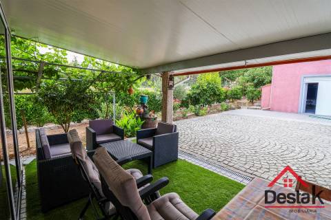 Moradia Isolada V3+1 com piscina em Viseu