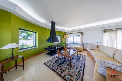 Moradia Isolada V6 com piscina em Viseu