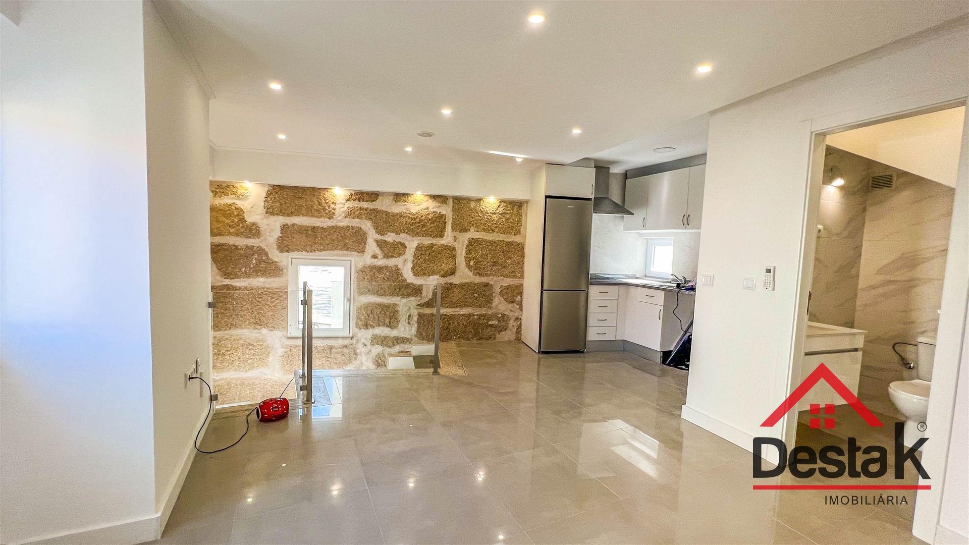 Apartamento T0+2 para arrendar em Marzovelos