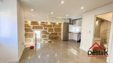 Apartamento T0+2 para arrendar em Marzovelos