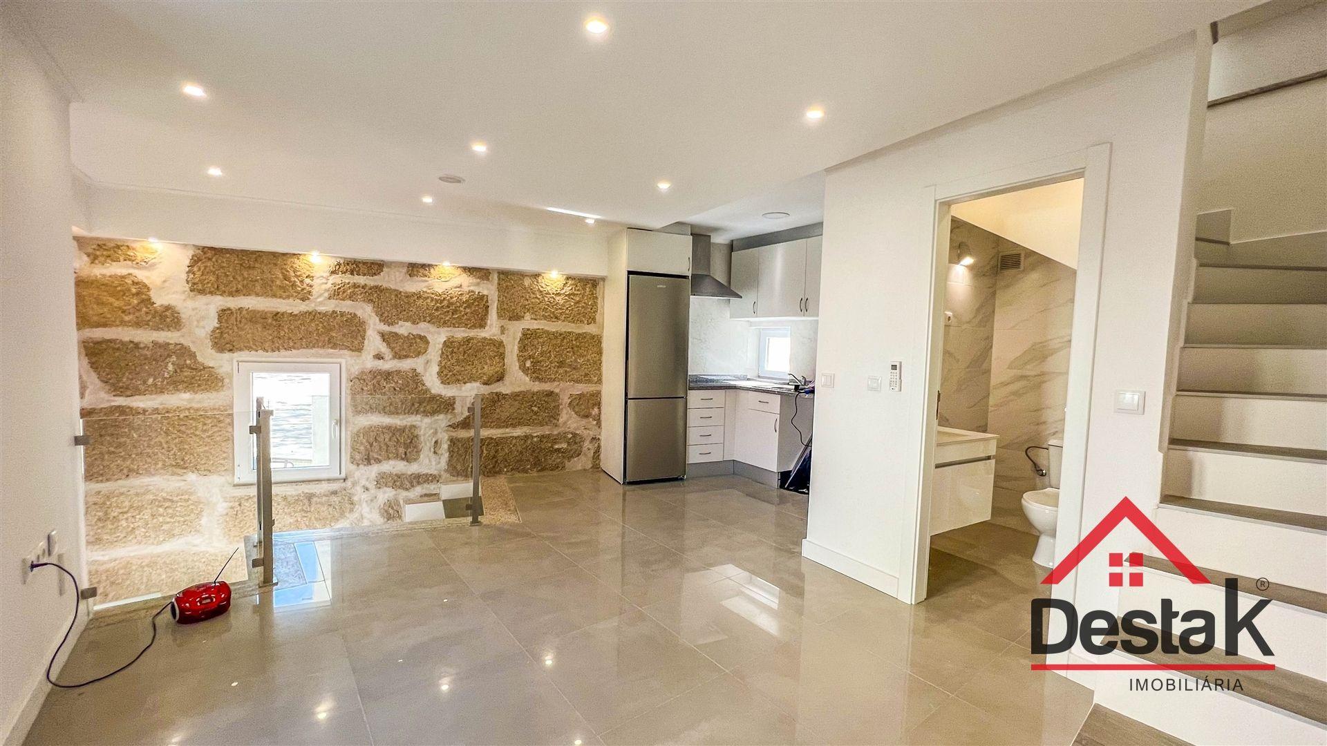 Apartamento T0+2 para arrendar em Marzovelos