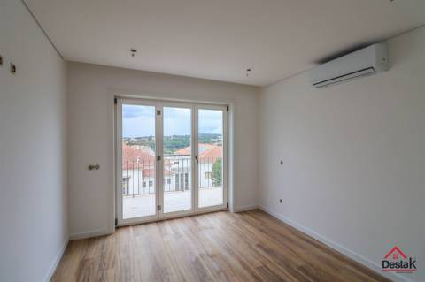 Apartamento T2 novo no Centro de Viseu
