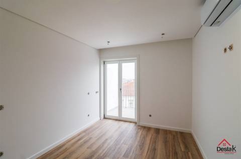 Apartamento T2 novo no Centro de Viseu