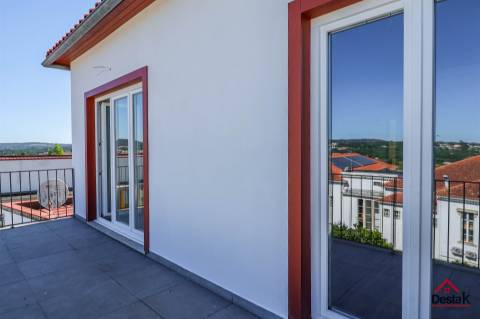 Apartamento T2 novo no Centro de Viseu