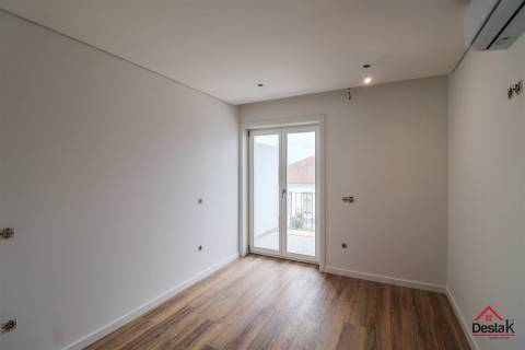 Apartamento T2 novo no Centro de Viseu