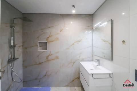 Apartamento T2 novo no Centro de Viseu