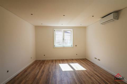 Apartamento T2 novo no Centro de Viseu