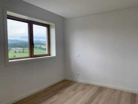 Apartamento T3 Venda em Silvares, Pias, Nogueira e Alvarenga,Lousada