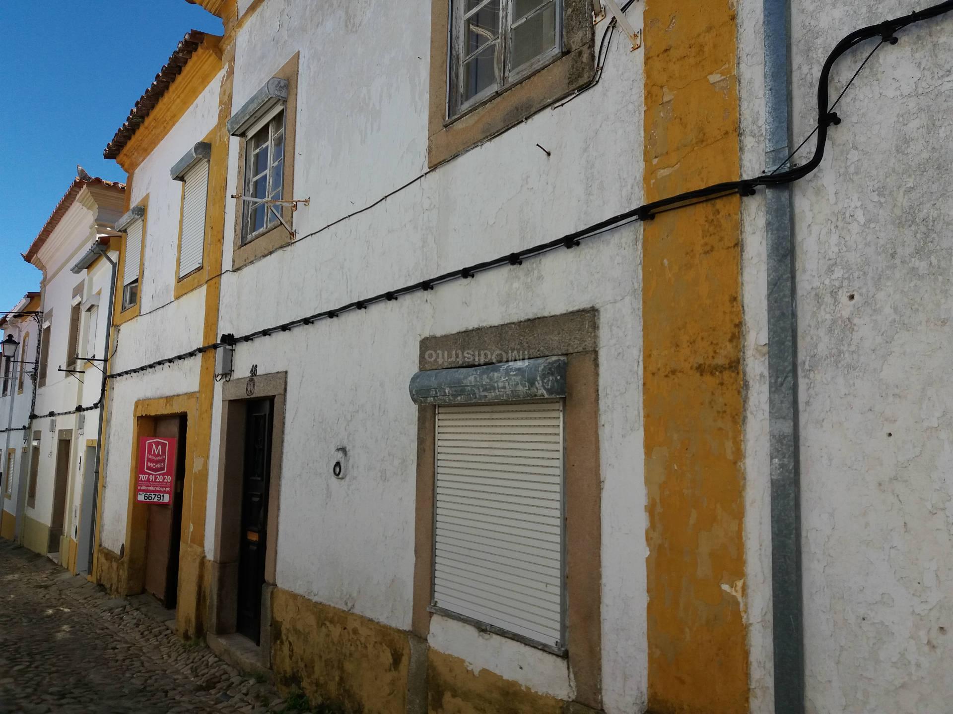 Moradia em Banda T3 Venda em Espírito Santo, Nossa Senhora da Graça e São Simão,Nisa