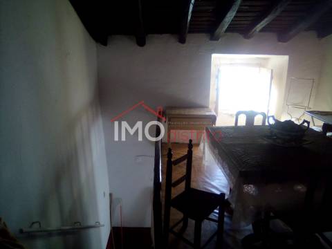 Moradia em Banda T4 Venda em São Salvador da Aramenha,Marvão